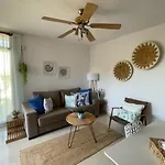 Apartamerica Garden - 150 Metres From The *